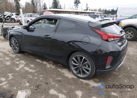 2020 Hyundai Veloster 2.0 Premium z USA, uszkodzony, nr VIN KMHTG6AF2LU029295